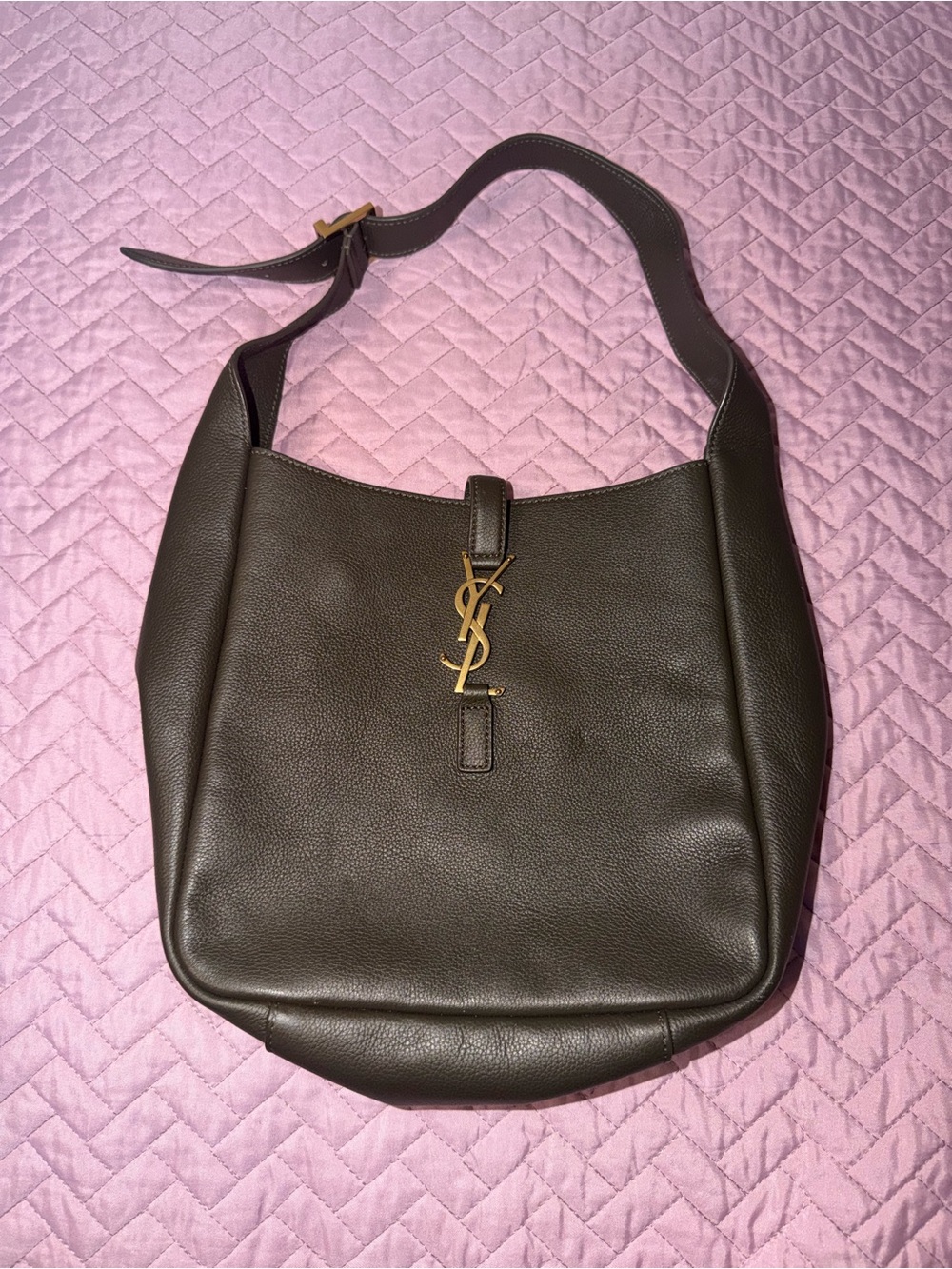 Saint Laurent Le 5 a 7 Tote Hobo Bag Small